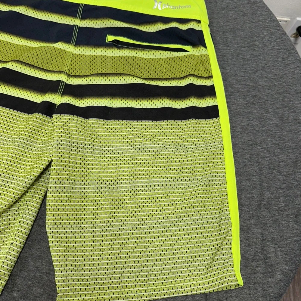 Hurley Phantom Board Shorts Swim Trunks Striped Neon Green Accents‎ Size 31